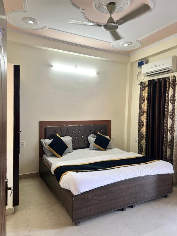 Chandra Palace Rishikesh Bagian luar foto