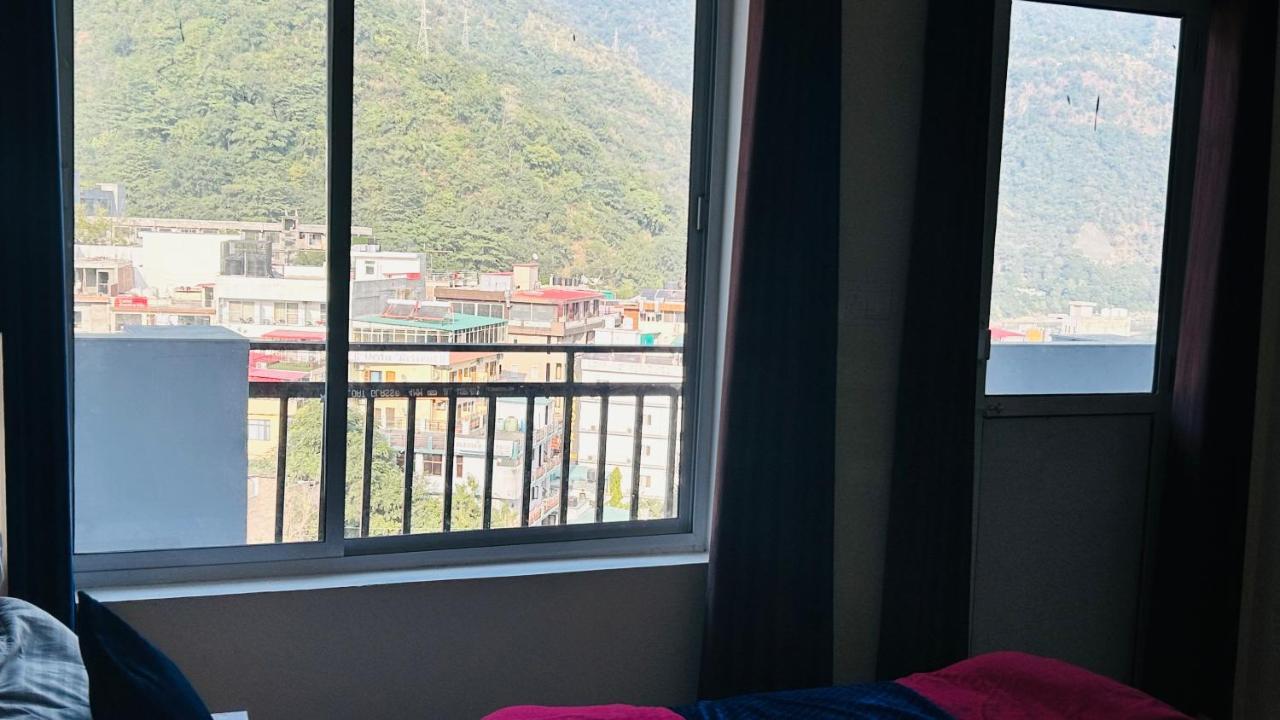 Chandra Palace Rishikesh Bagian luar foto